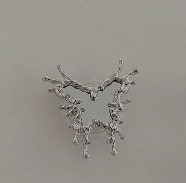 Butterfly Mirror Grip